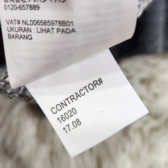 Calvin Klein Mens Merino Wool Blend V-Neck Pullover Sweater Gray Sz Large - Picture 9 of 10